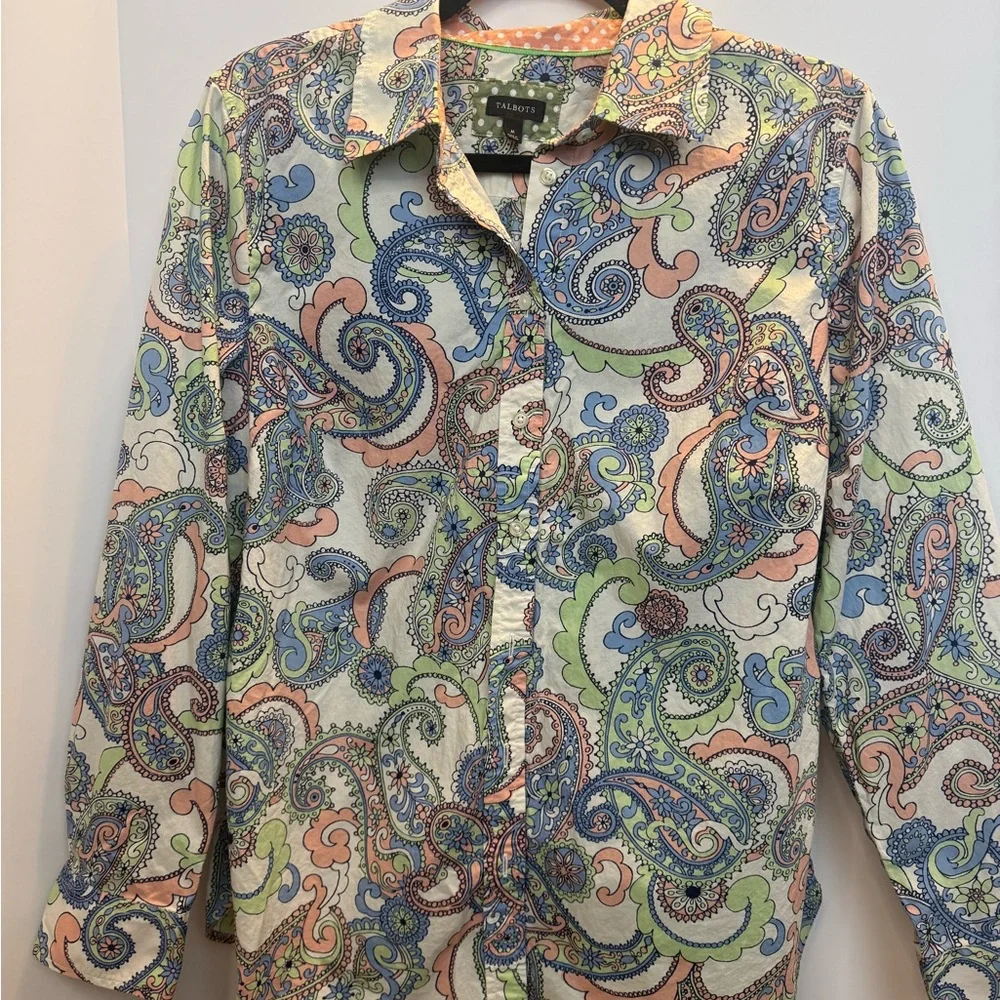 ** Sold ** Talbots women’s cotton  Multicolor Paisley button front shirt size M - Picture 2 of 6